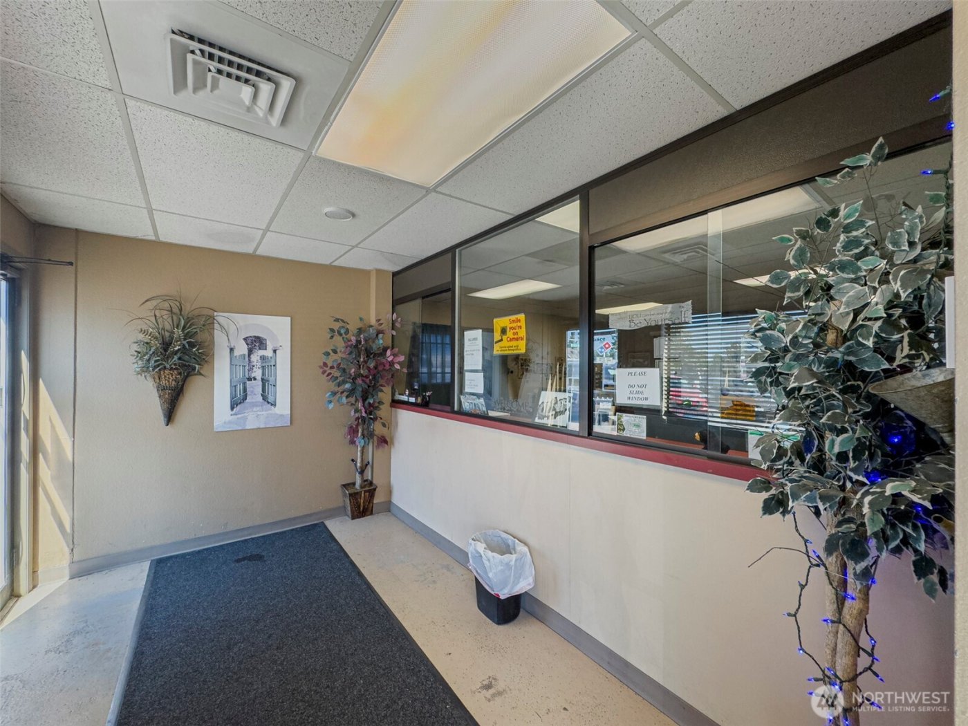 1 E 1st Avenue , Kennewick, WA 99336