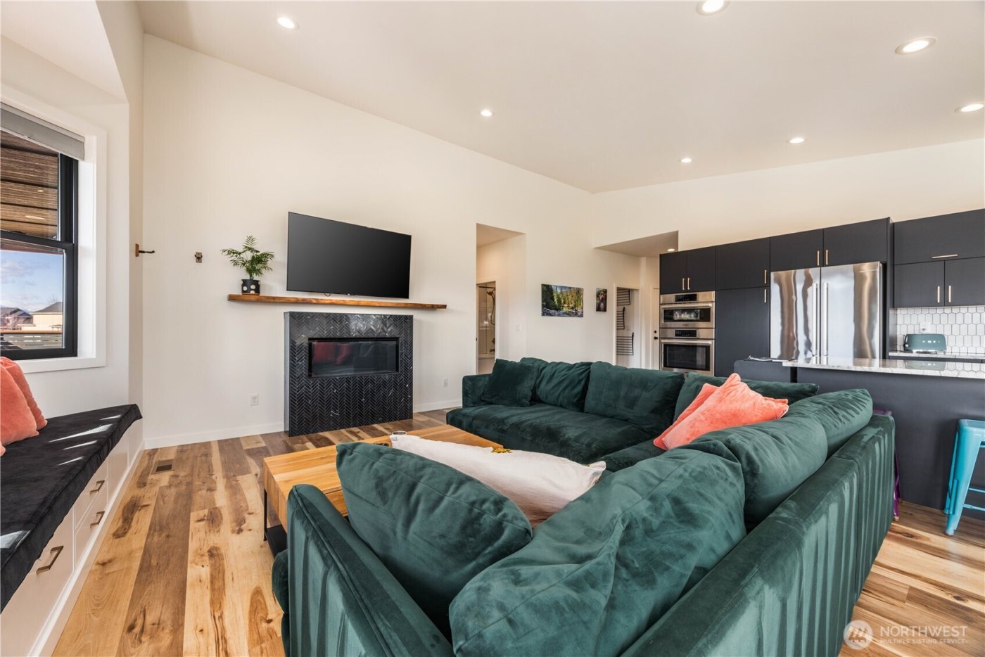 224 NW Chinook Way , East Wenatchee, WA 98802