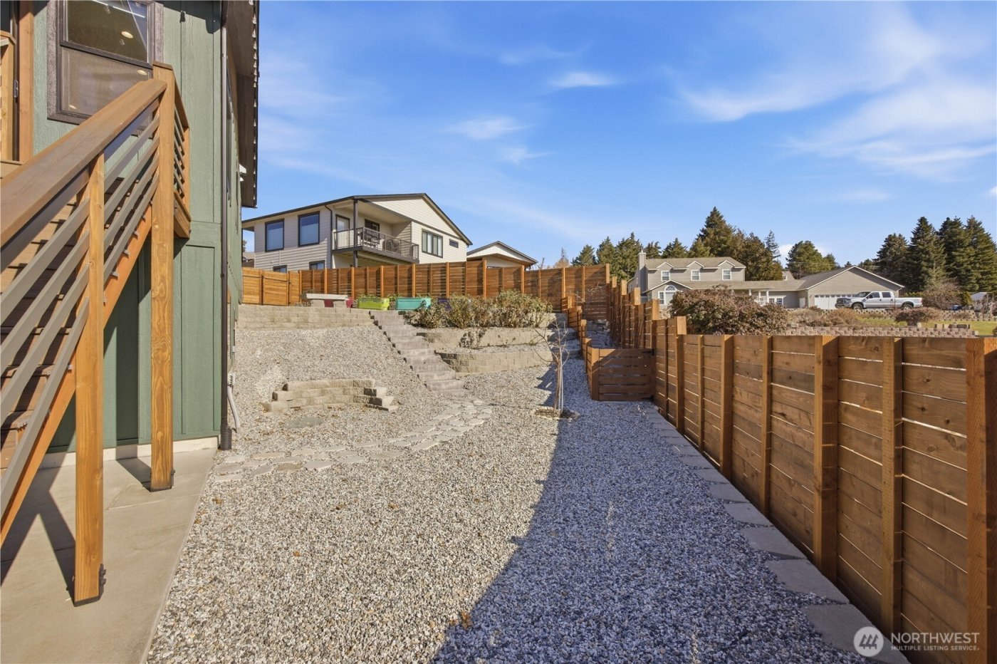 224 NW Chinook Way , East Wenatchee, WA 98802