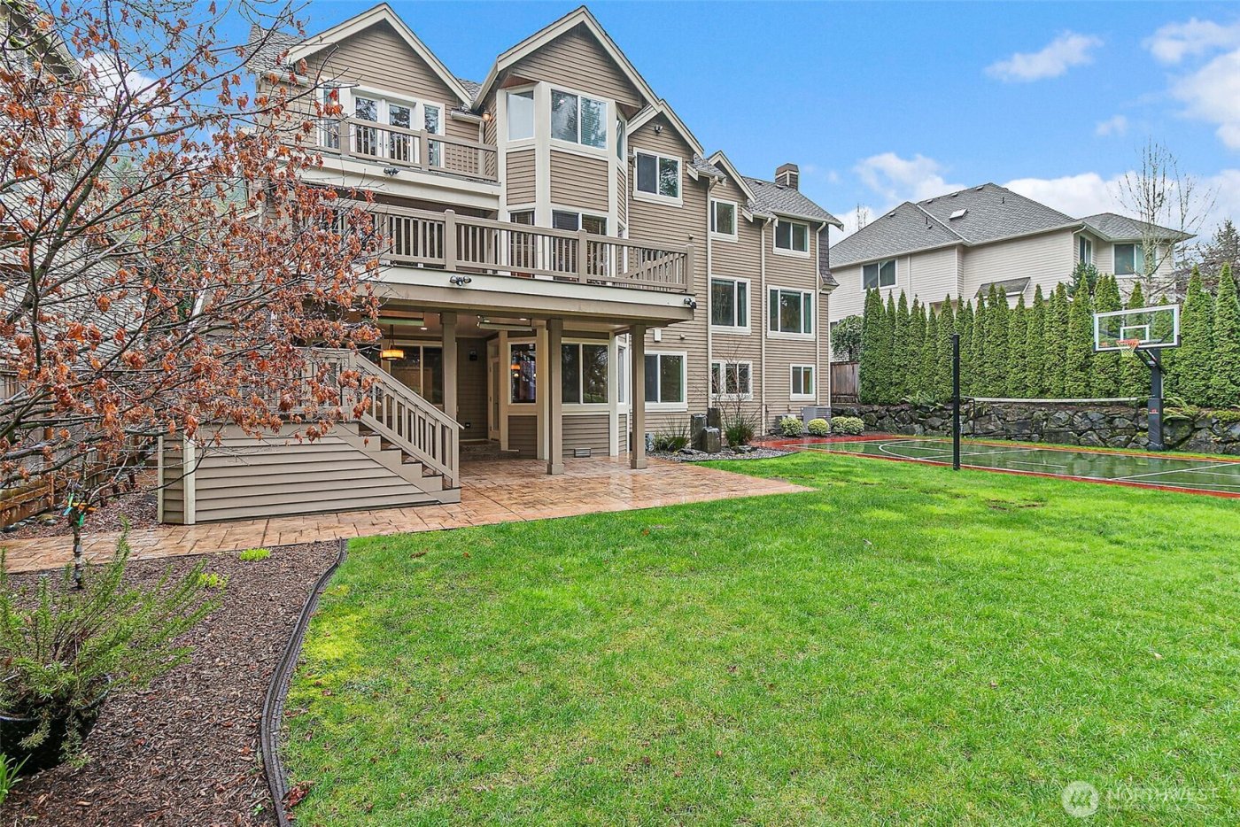 14225 SE 87th Place , Newcastle, WA 98059