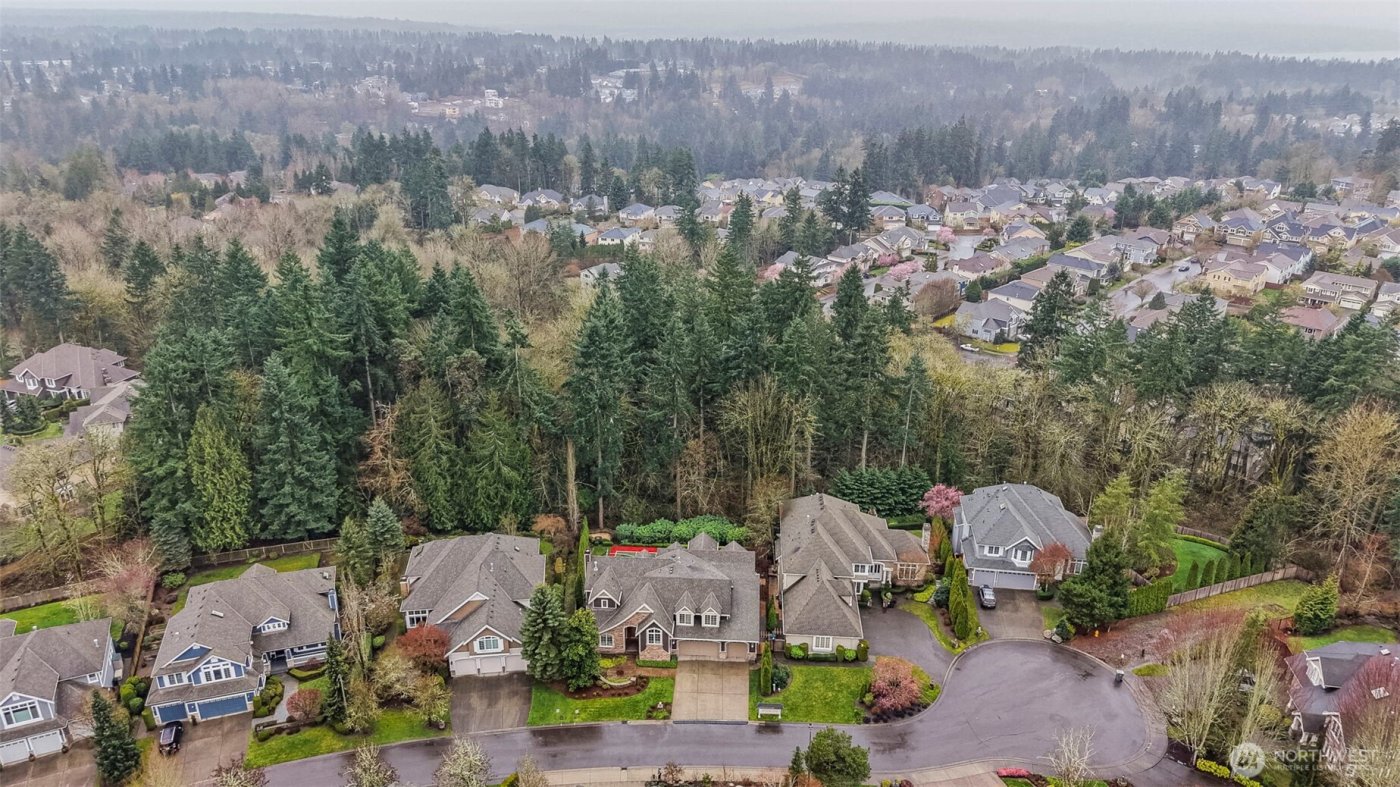 14225 SE 87th Place , Newcastle, WA 98059