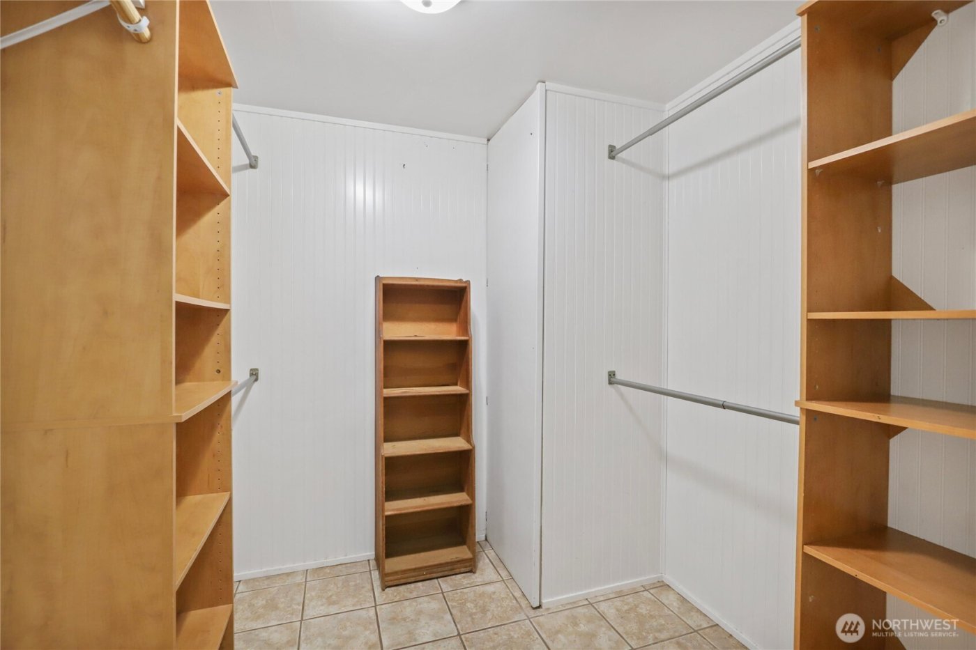 845 SW Shannon Drive , Port Orchard, WA 98367-7238