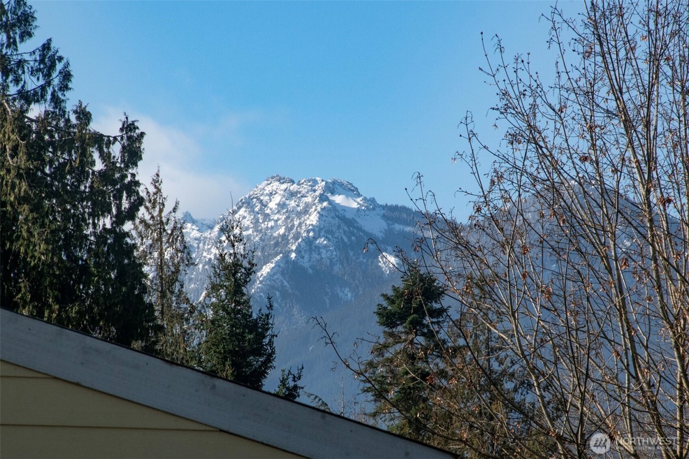 202 S Bayview Avenue , Port Angeles, WA 98362