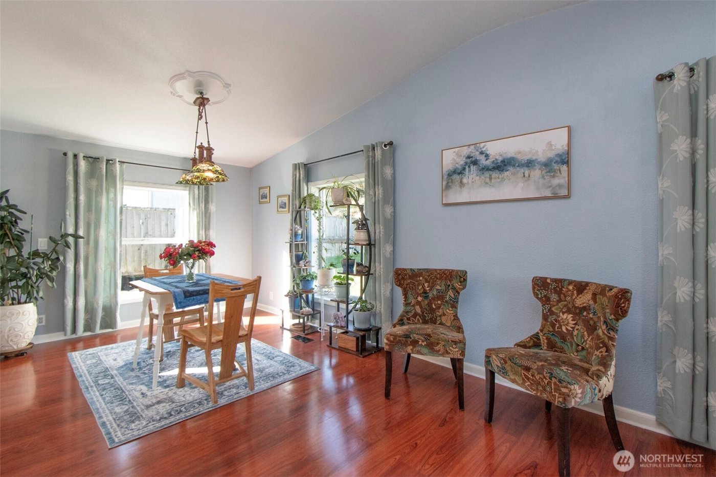 202 S Bayview Avenue , Port Angeles, WA 98362