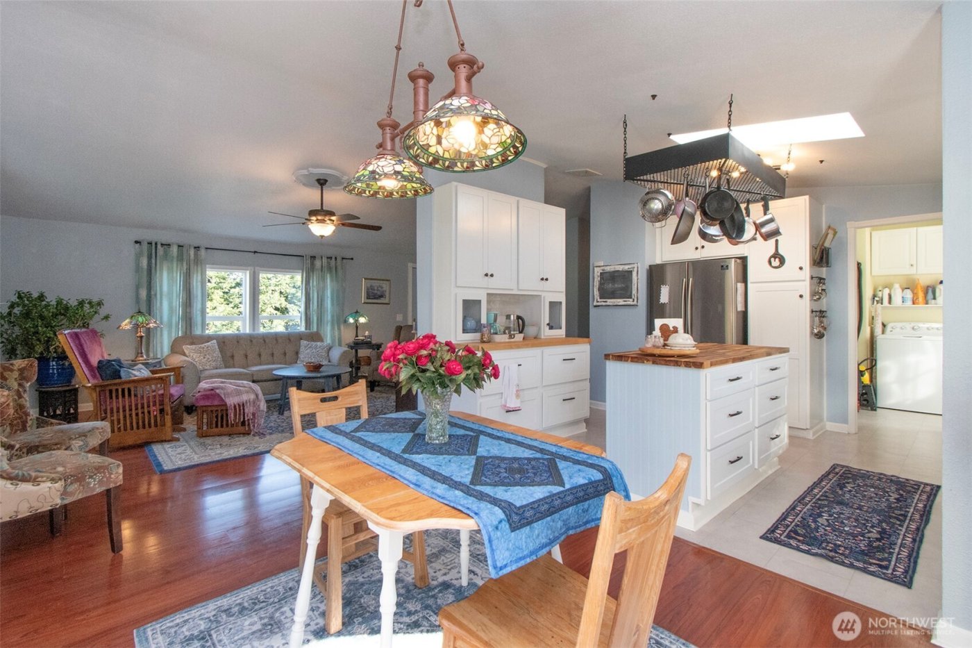 202 S Bayview Avenue , Port Angeles, WA 98362