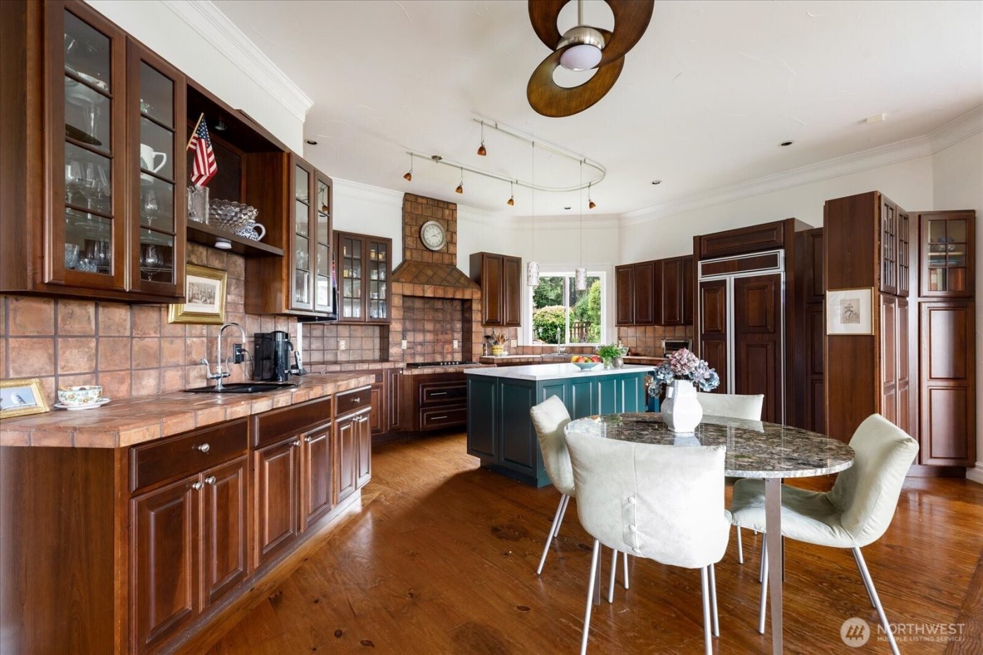 5427 Bayview Road , Langley, WA 98260