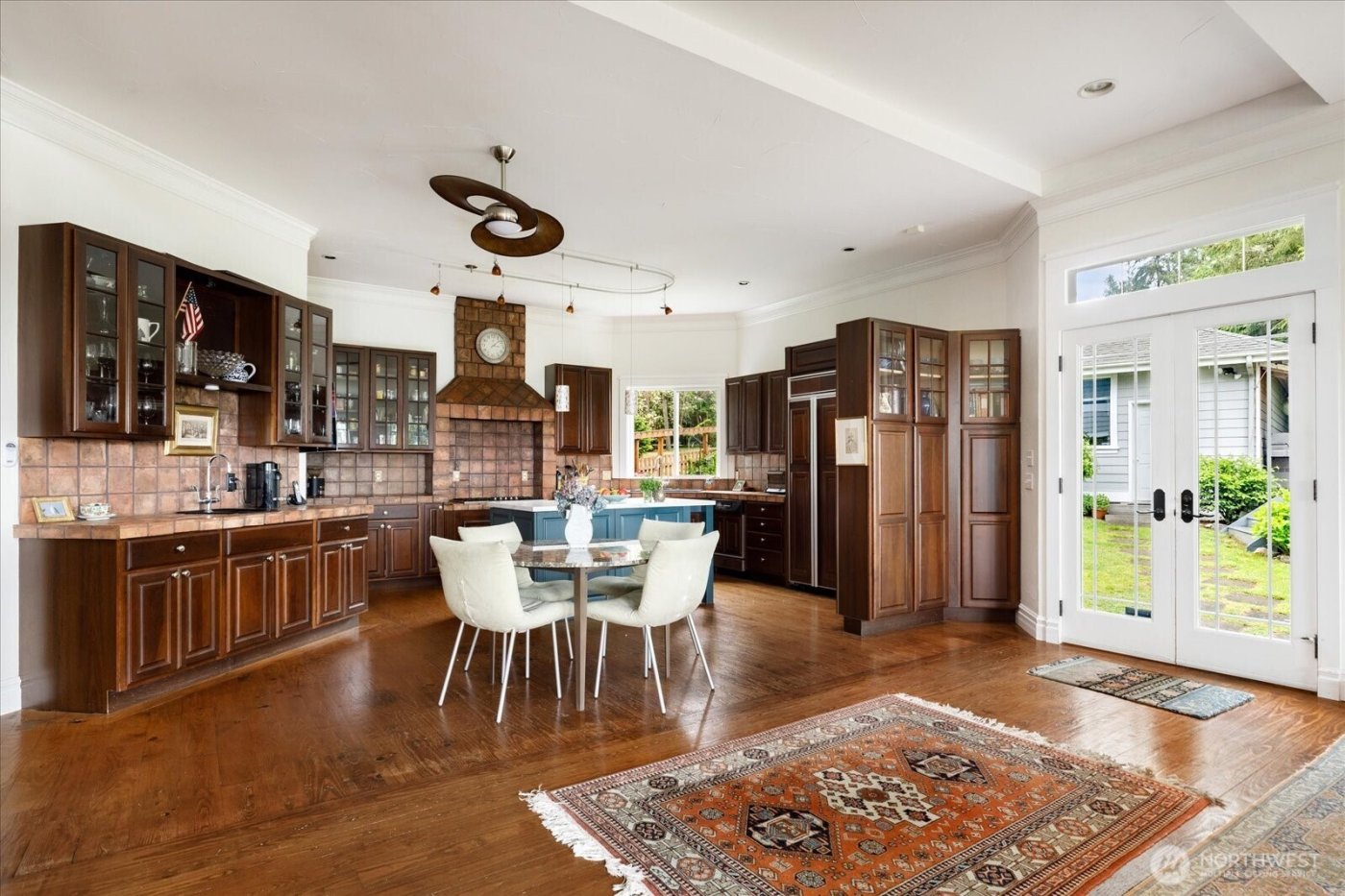 5427 Bayview Road , Langley, WA 98260