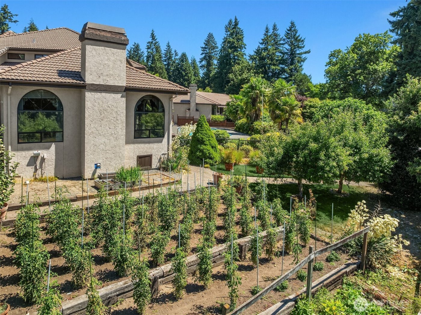 15805 SE 16th Street , Bellevue, WA 98008