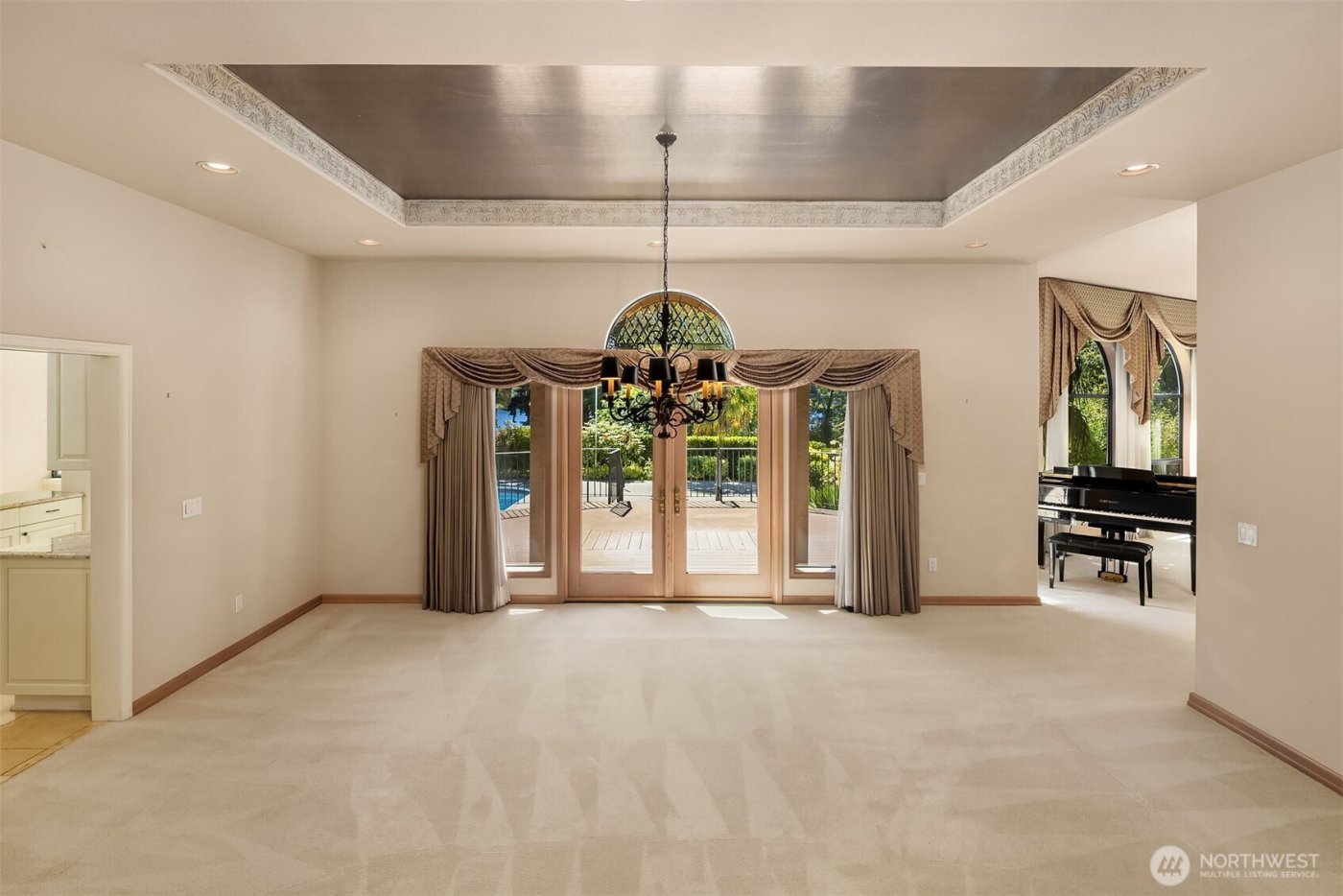 15805 SE 16th Street , Bellevue, WA 98008