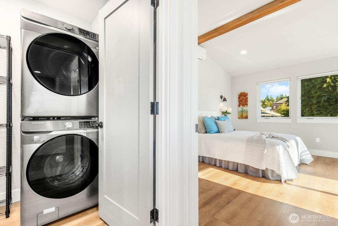 4326 A SW Mills Street , Seattle, WA 98136