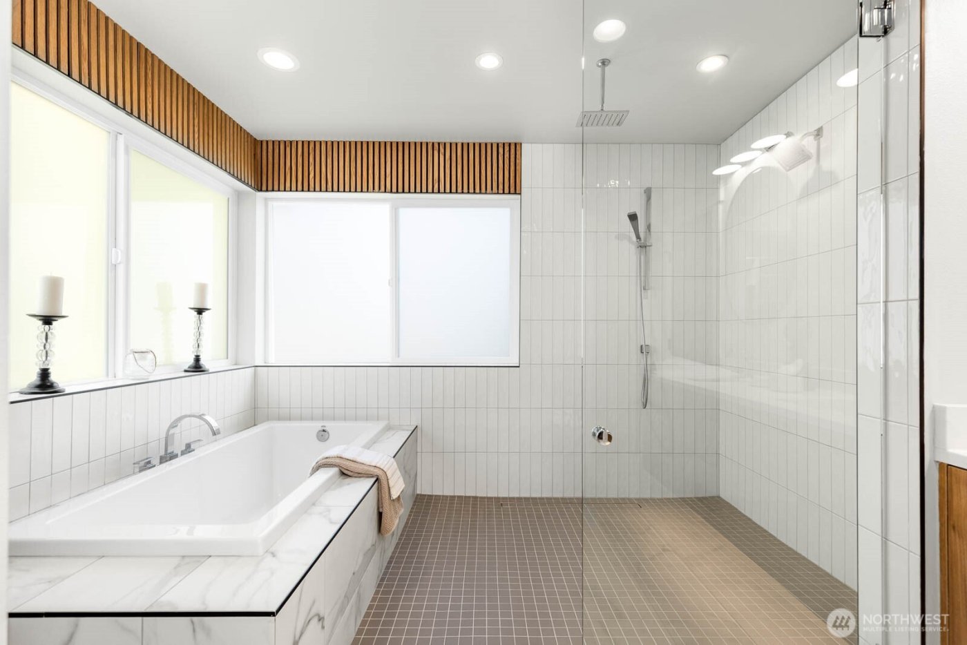 4326 A SW Mills Street , Seattle, WA 98136