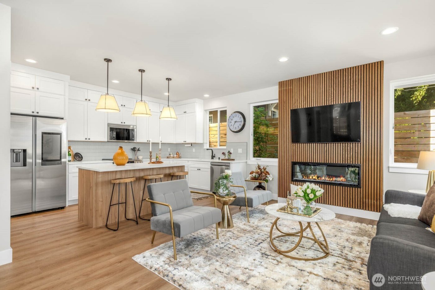 4326 A SW Mills Street , Seattle, WA 98136