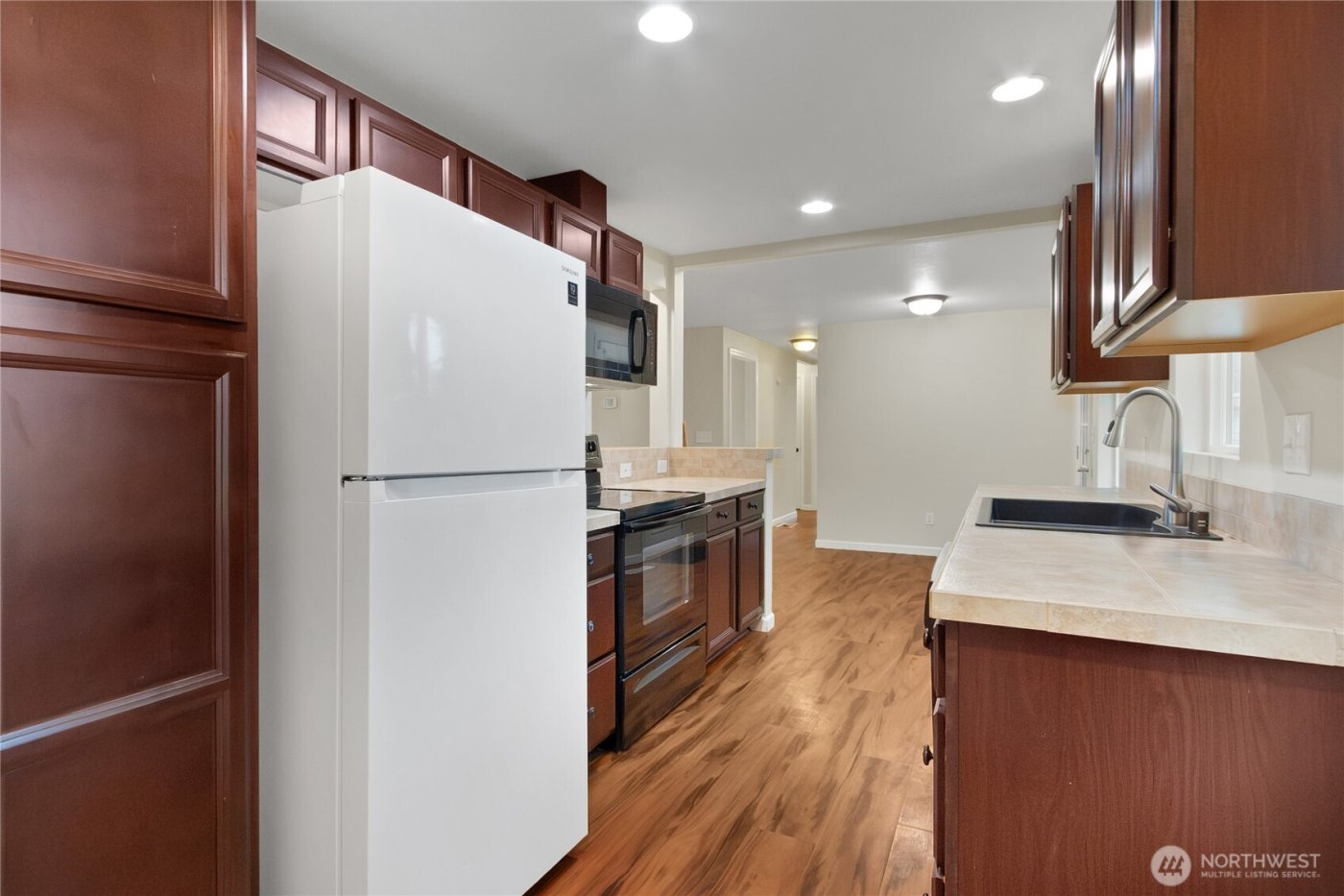 9022 Lorraine Avenue S, Lakewood, WA 98499