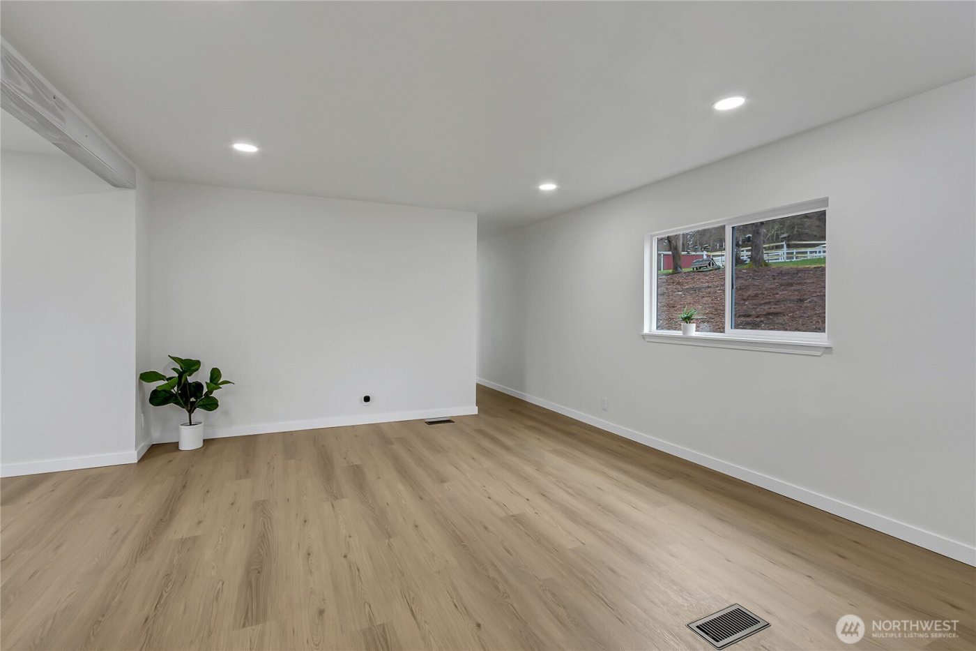 21215 Orting Kapowsin Hwy E , Graham, WA 98338