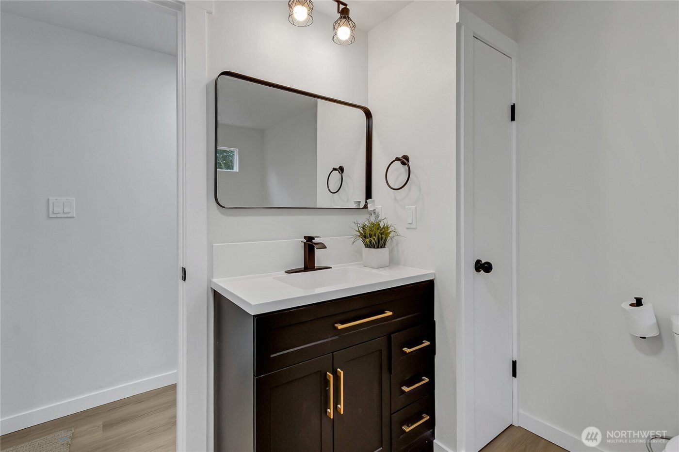 21215 Orting Kapowsin Hwy E , Graham, WA 98338