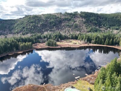 27525 W Lake Riley Road , Arlington, WA 98223