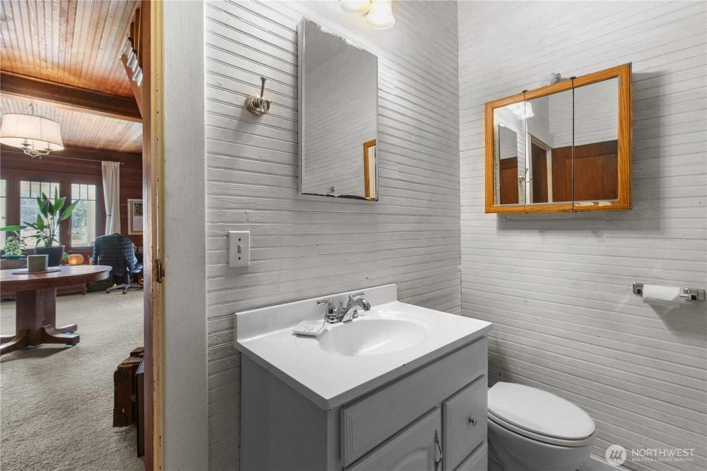 27525 W Lake Riley Road , Arlington, WA 98223