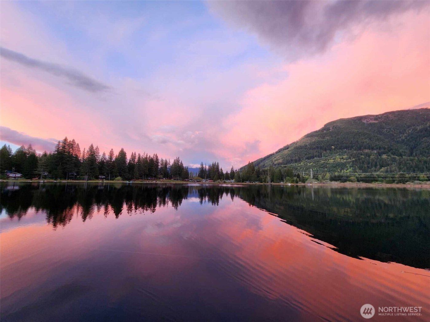 27525 W Lake Riley Road , Arlington, WA 98223