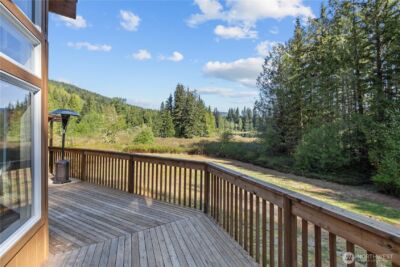 27525 W Lake Riley Road , Arlington, WA 98223 - Photo 25