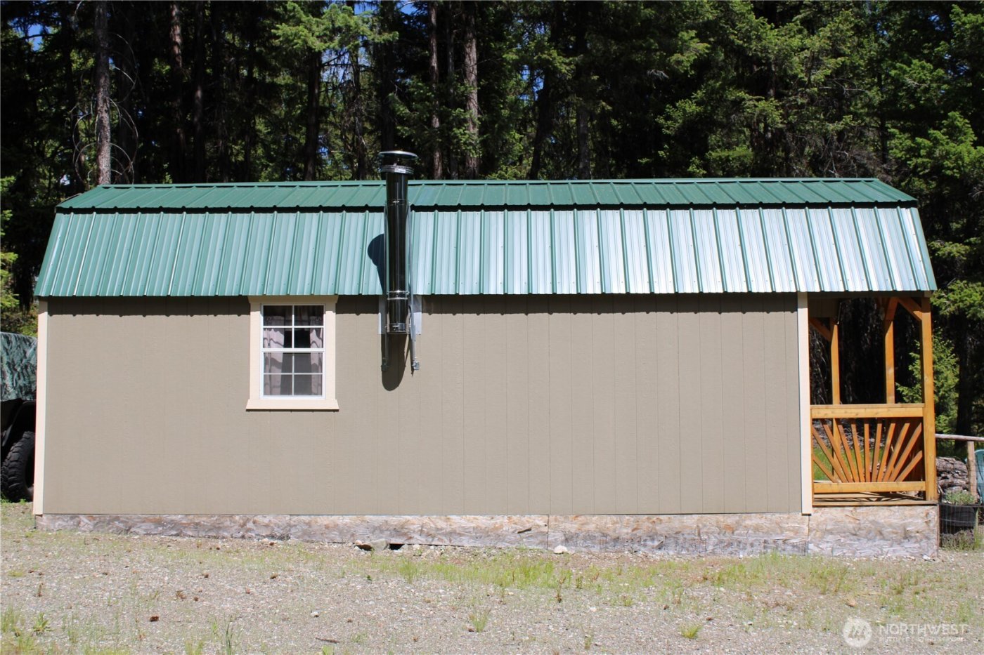 325 Pontiac Ridge , Tonasket, WA 98855