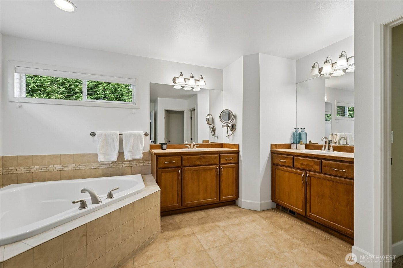 4220 67th Avenue Ct W, University Place, WA 98466