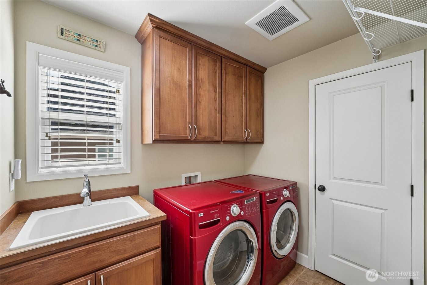 4220 67th Avenue Ct W, University Place, WA 98466