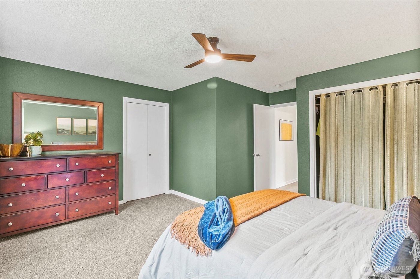 269 S Cedar Street , Buckley, WA 98321-2803