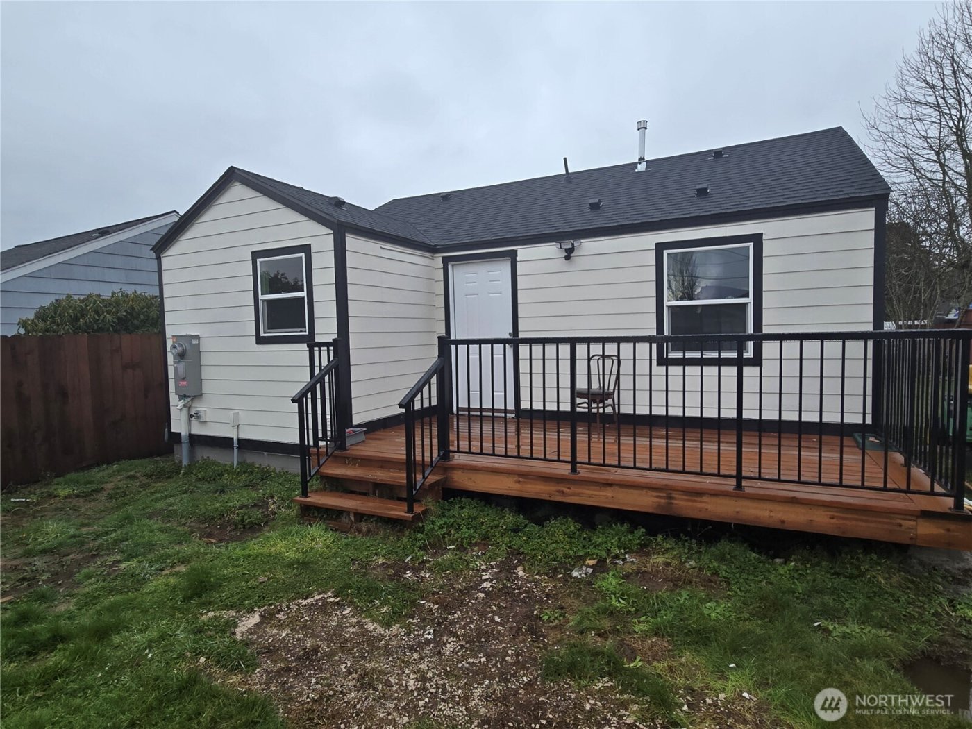 437 D Street , Blaine, WA 98230