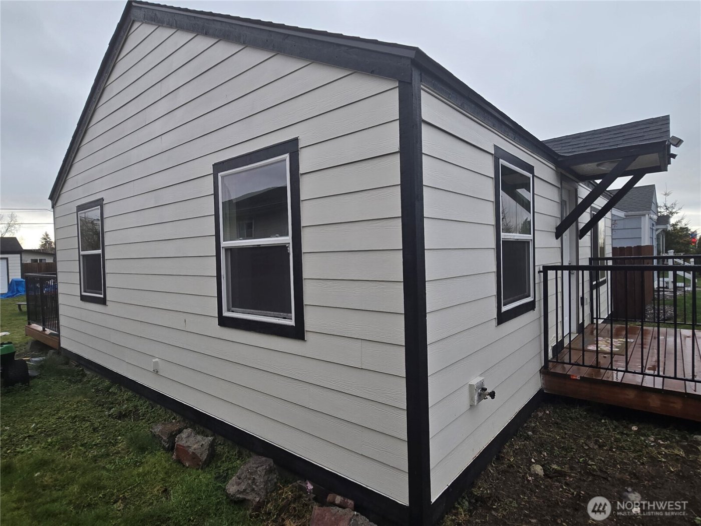 437 D Street , Blaine, WA 98230