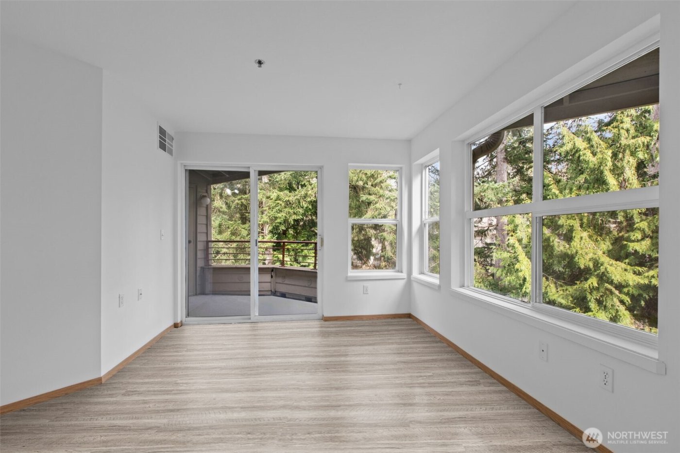 1822 152nd Avenue NE #E-308, Bellevue, WA 98007