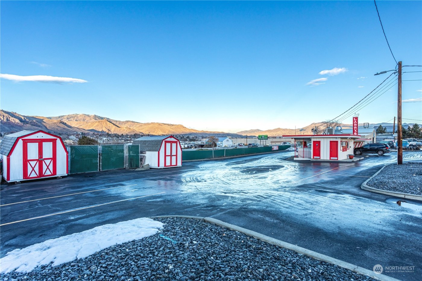 120 Rock Island Road , East Wenatchee, WA 98802