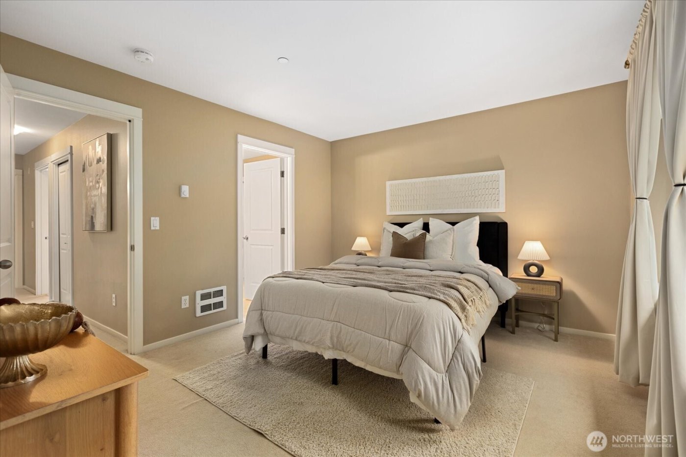 22668 NE Alder Crest Lane , Redmond, WA 98053