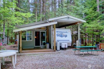 38 Gold Nugget Road , Deming, WA 98244