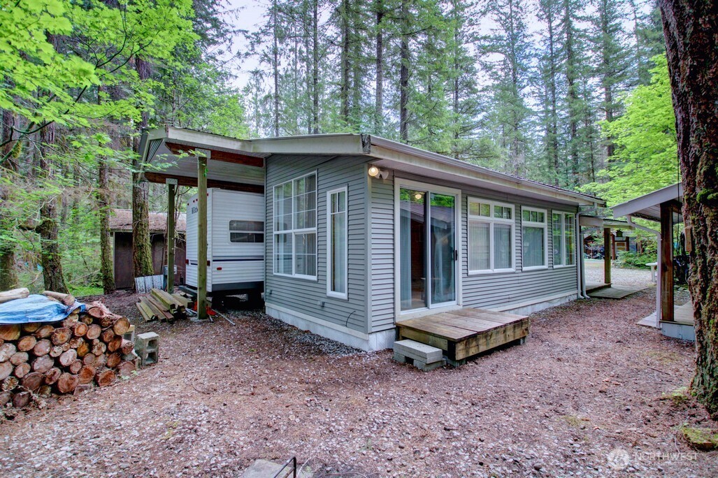 38 Gold Nugget Road , Deming, WA 98244