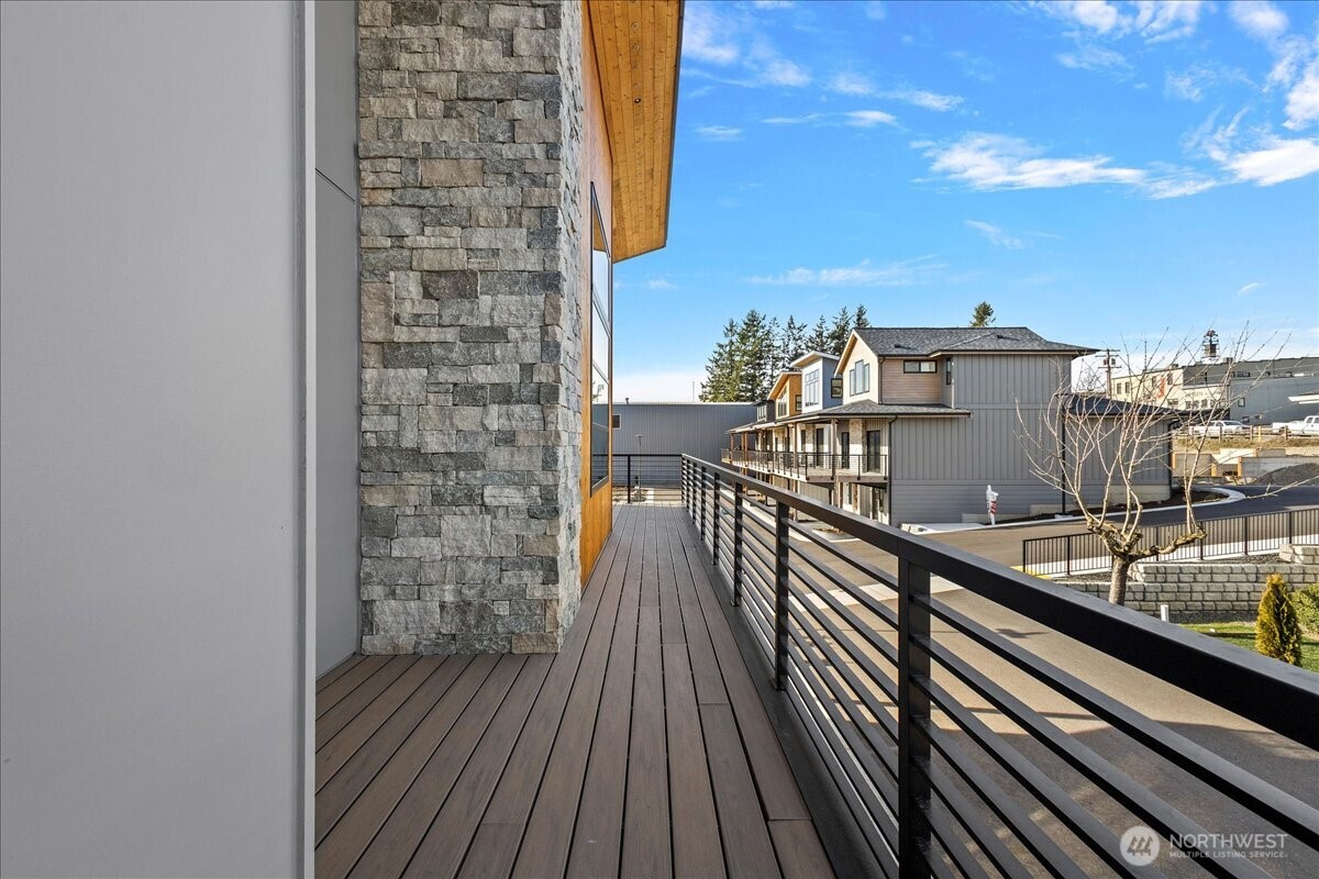 208 Skipping Stone Loop , Lynden, WA 98264