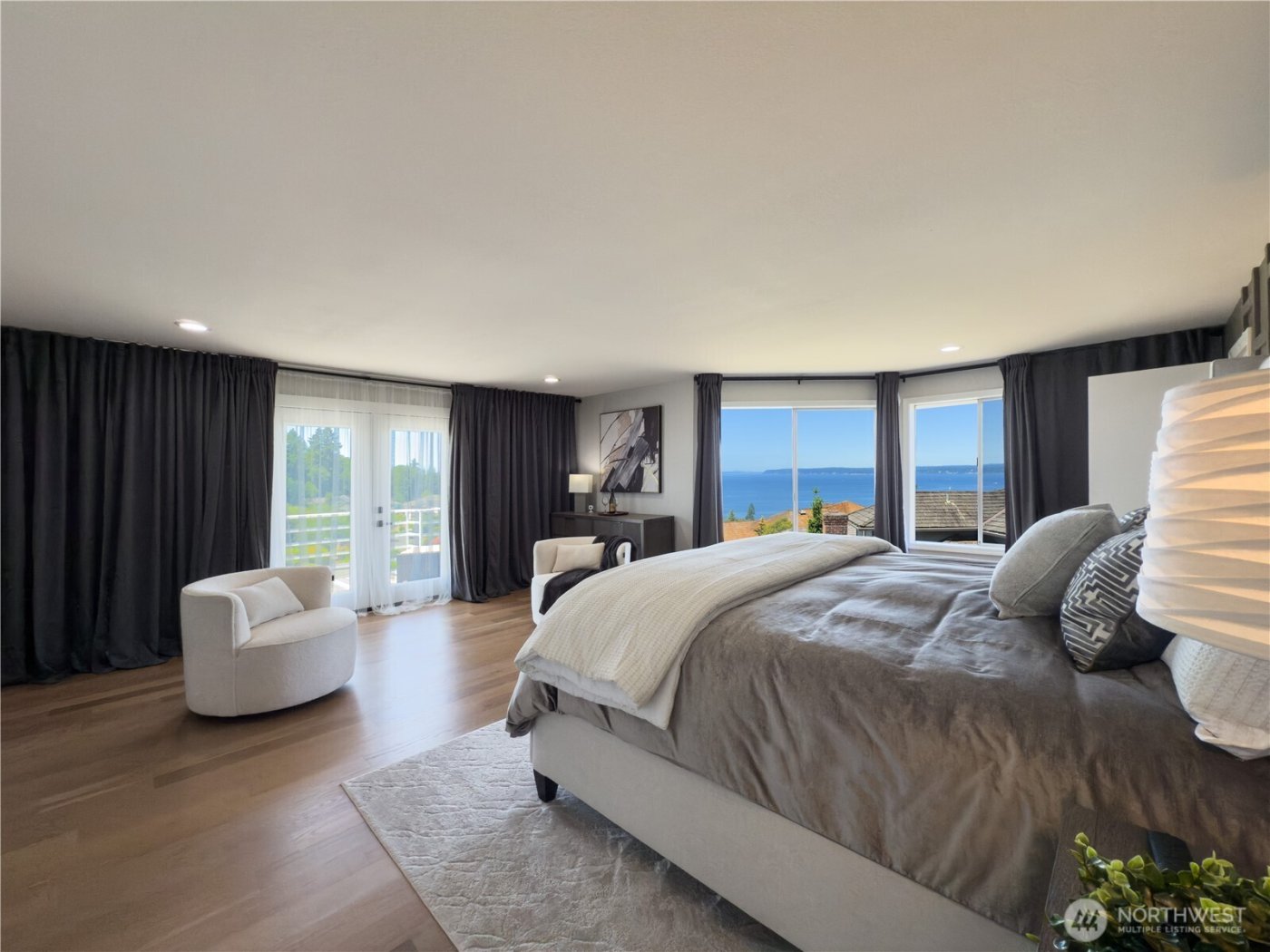 1621 Edgemoor Lane , Everett, WA 98203