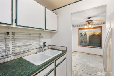 1414 154th Avenue NE #4406, Bellevue, WA 98007 - Photo 5