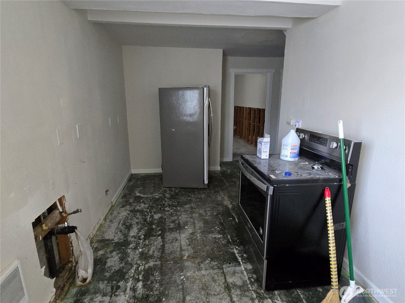 8405 24th Avenue SW, Seattle, WA 98106-2210