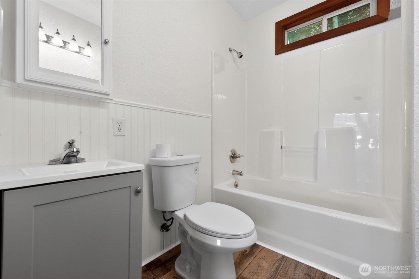 704 Lincoln Street , Hoquiam, WA 98550