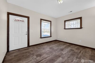 704 Lincoln Street , Hoquiam, WA 98550 - Photo 3