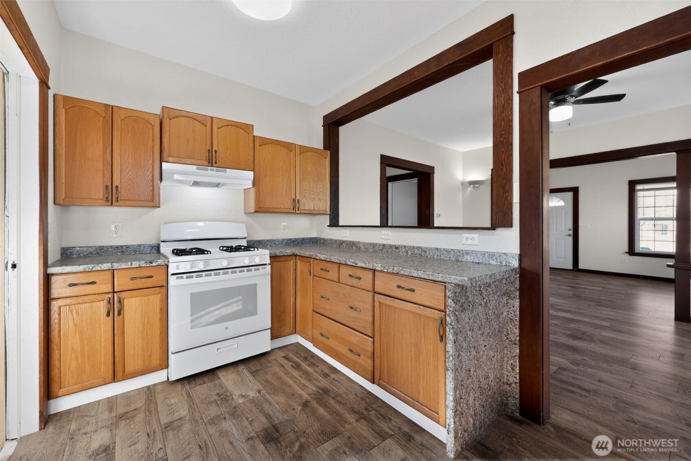 704 Lincoln Street , Hoquiam, WA 98550