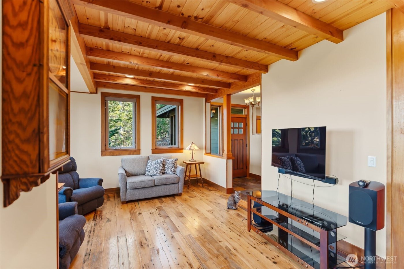 824 Huntrick Drive , Cle Elum, WA 98922