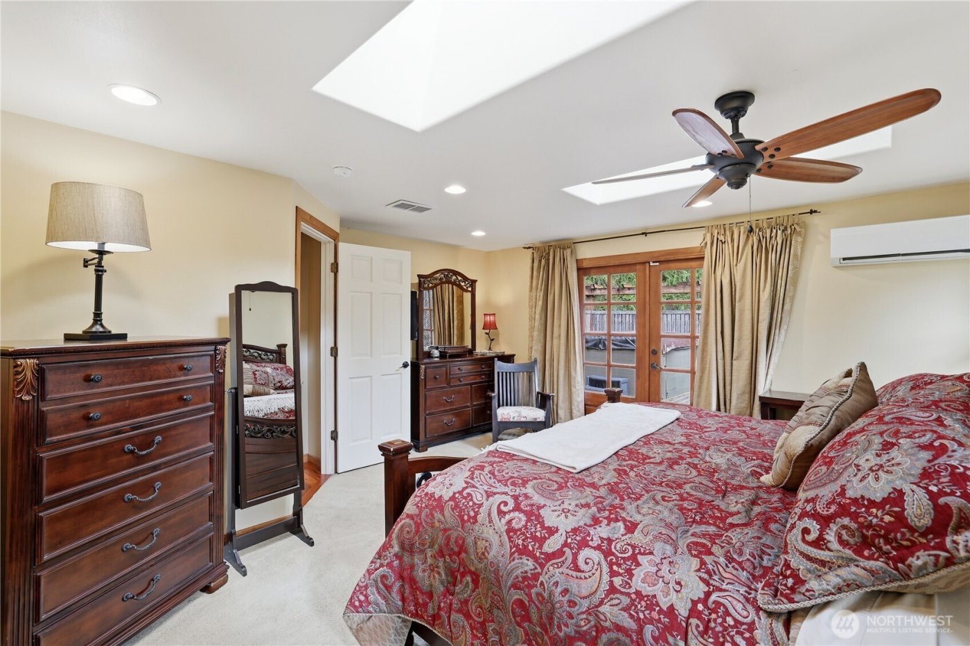 44525 SE 132nd Street , North Bend, WA 98045