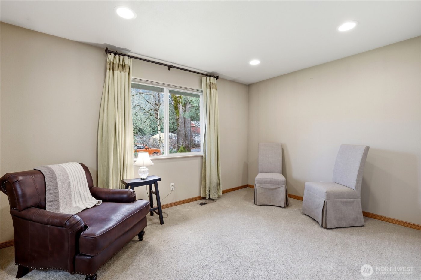 44525 SE 132nd Street , North Bend, WA 98045