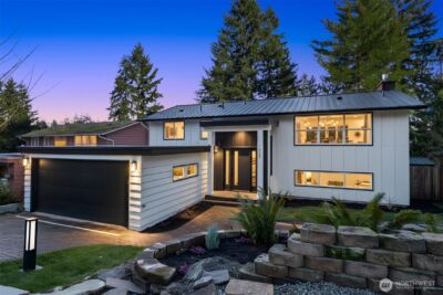 1023 109th Avenue SE, Bellevue, WA 98004