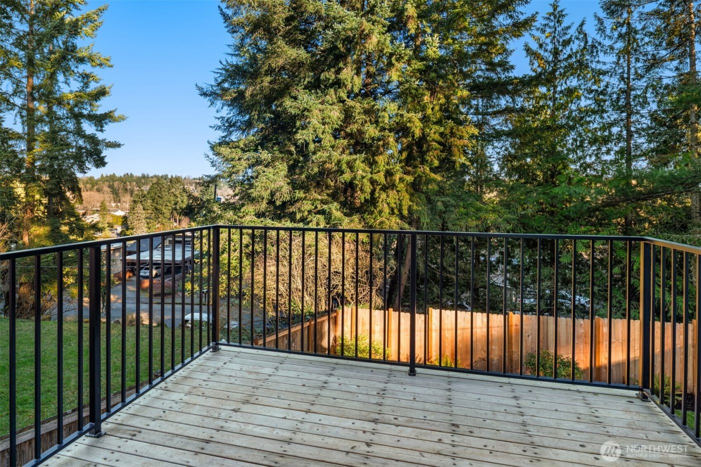 1023 109th Avenue SE, Bellevue, WA 98004