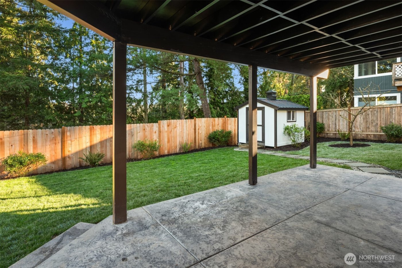 1023 109th Avenue SE, Bellevue, WA 98004