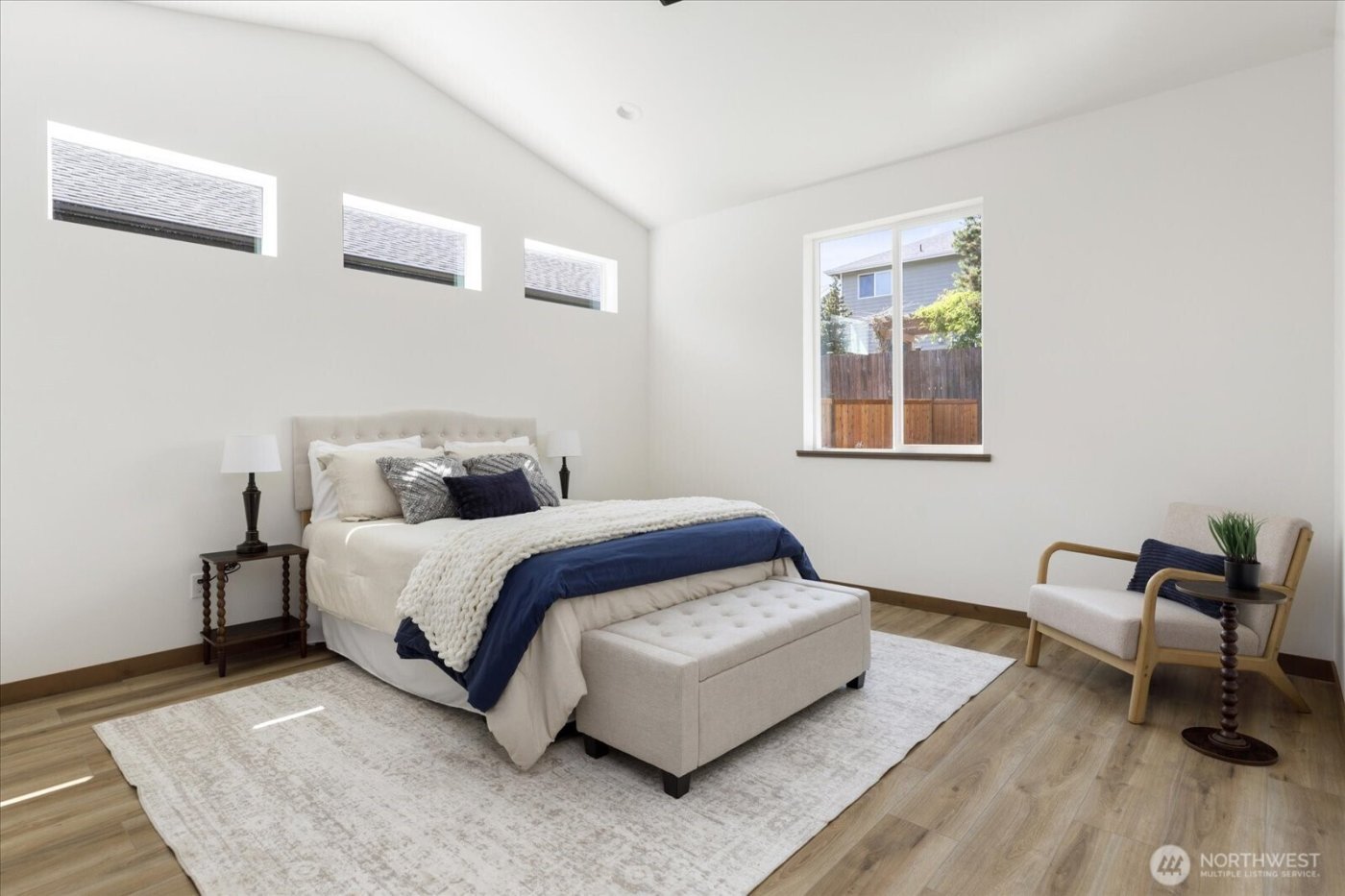 900 NW Shire Street , Oak Harbor, WA 98277