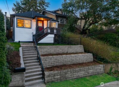 1927 42nd Avenue SW, Seattle, WA 98116 - Photo 2