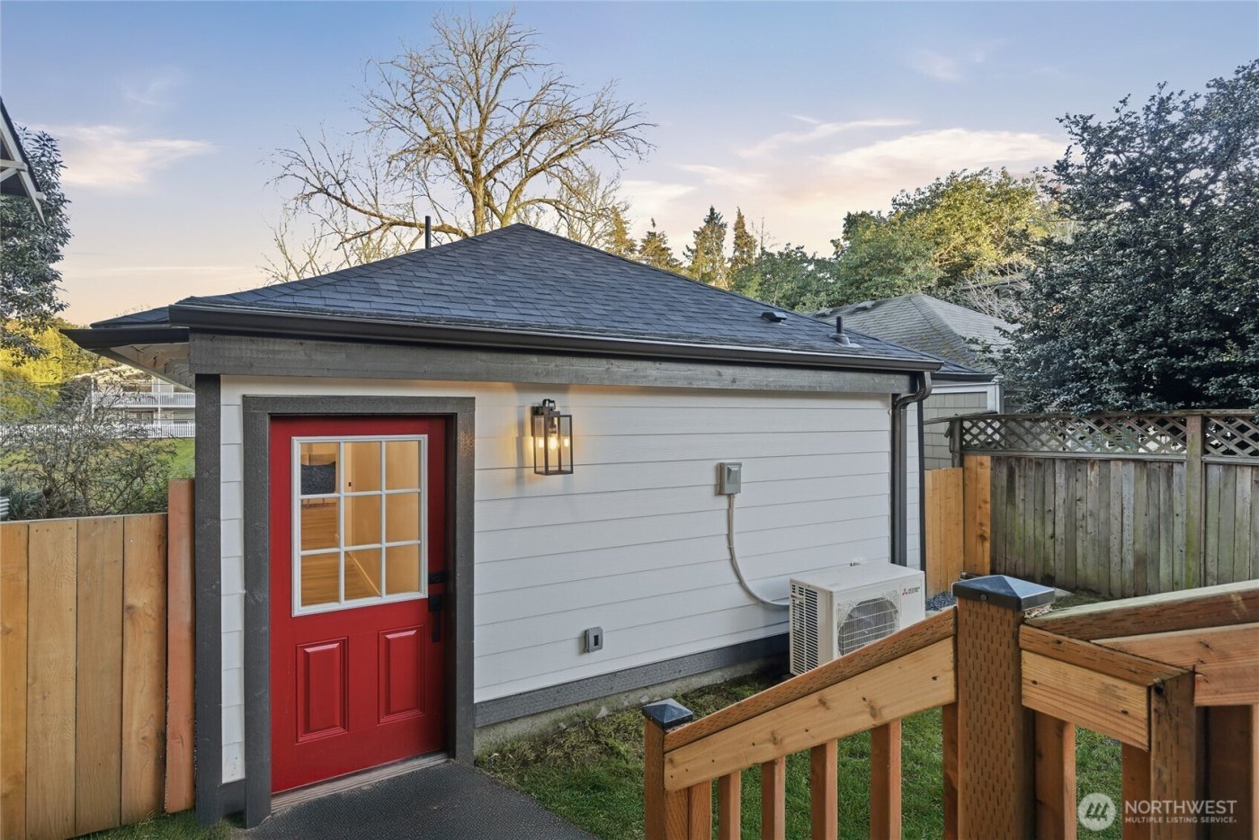 1927 42nd Avenue SW, Seattle, WA 98116